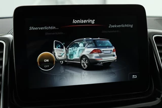 Mercedes-Benz GLE Mercedes-Benz GLE-klasse 350d 4MATIC | Panoramadak | Stoelventilatie |  Adaptive cruise | Carplay | 360 camera | Trekhaak | Entertainment | Stuurverwarming | Massage | Leder | Memory | Keyless | Luchtvering - afbeelding nr 18