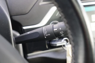Citroën Grand C4 Picasso Citroen Grand C4 Picasso 1.2 130PK Shine | Sable | Panorama/Massagestoelen/Carplay/Camera/Trekhaak - Chique & Compleet! - afbeelding nr 25