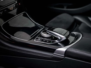 Mercedes-Benz GLC Mercedes GLC-klasse 220d 170PK 4MATIC Aut AMG Panoramadak Navi Trekhaak - afbeelding nr 24