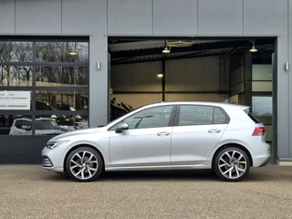 Volkswagen Golf Volkswagen Golf 1.0 eTSI Life Automaat |Carplay|LED|Ad.Cruise - afbeelding nr 3