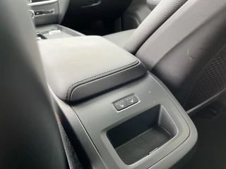 Volvo V60 Volvo V60 2.0 B4 Plus Dark|ACC|Blis|Stoel/stuurverw.|trekh.|PAS V/A| - afbeelding nr 8