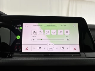 Volkswagen Golf *DIGI-COCKPIT | FULL-LED | COMFORT-SEATS | DAB+ | MICROFIBRE | KEYLESS | NAVI-FULLMAP | AMBIENT-LIGHT | ECC | TOWBAR | PDC | HEATED-SEATS | ADAPTIVE-CRUISE | CARPLAY | LANE-ASSIST | 16''ALU * - afbeelding nr 13