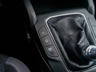 Ford Focus Ford Focus Wagon 1.0 EcoBoost Trend Edition Business | Airco | Navigatie | Trekhaak - afbeelding nr 39