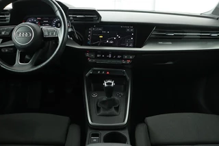 Audi A3 Audi A3 Sportback 30 TFSI Business edition | Adaptive Cruise | Stoelverwarming | Trekhaak | Carplay | Full LED | PDC | Navigatie - afbeelding nr 7