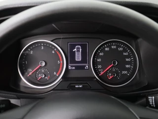 Volkswagen Crafter Volkswagen Crafter 2.0TDI 140PK L3H2 Highline | Navigatie | Camera | Airco | Cruise | Betimmering - afbeelding nr 9