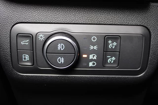Ford Kuga Ford Kuga 2.5 PHEV ST-Line X | Trekhaak | Panoramadak | BLIS | B&O - afbeelding nr 24
