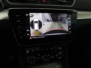 Škoda Superb Skoda Superb 1.4 TSI iV Laurin & Klement | Panoramadak | Leder | Stoelventilatie | Adaptive cruise | Canton Sound | Memory | 360 camera | Trekhaak | Standkachel | Keyless | Virtual Cockpit | PHEV - afbeelding nr 9
