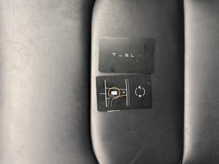 Tesla Model 3 (INCL-BTW) Aut. *PANO | AUTO-PILOT | NAPPA-LEATHER | KEYLESS | FULL-LED | MEMORY-PACK | SURROUND-VIEW | DAB | CARPLAY | DIGI-COCKPIT | LANE-ASSIST | COMFORT-SEATS | 20