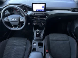 Ford Focus Ford Focus Wagon 1.0 EcoBoost Hybrid ST Line X | 125pk | LED-koplampen | Navigatie - afbeelding nr 12