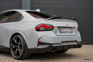 BMW 2 Serie BMW 2-serie Coupé M240i xDrive | Schuifdak | M-sportstoelen | M Perf | HUD | Active cruise | Eibach | Rijdersauto Edition - afbeelding nr 66