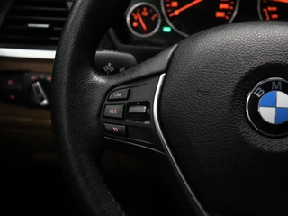 BMW 4 Serie BMW 4 Serie Cabrio 420i Centennial High Executive [MEMORY SEATS, VOL LEDER, STOELVERWARMING, PDC ACHTER, BLUETOOTH, CRUISE, CLIMATE, NIEUWSTAAT] - afbeelding nr 15