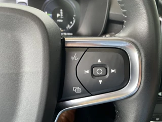 Volvo XC40 Volvo XC40 1.5 T5 Recharge 262 pk Momentum Pro Panoramadak Camera Parkeersensoren Navigatie Led Koplampen Plug In Hybride NL Auto 1e Eigenaar Lage Kilometerstand - afbeelding nr 30