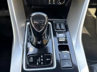 Mitsubishi Eclipse Cross Mitsubishi Eclipse Cross 2.4 PHEV Intense+ Climate Control Navi Camera Carplay Trekhaak - afbeelding nr 13