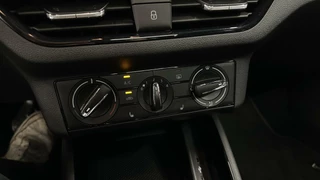 Škoda Scala Skoda Scala 1.0 TSI Online Edition PANO CARPLAY CAMERA LM - afbeelding nr 34