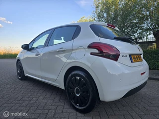 Peugeot 208 Peugeot 208 1.2 PureTech Allure Nieuwe APK - afbeelding nr 7