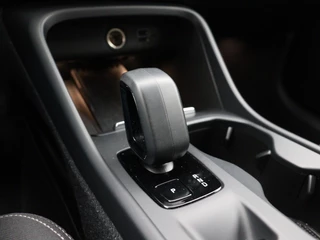 Volvo XC40 Volvo XC40 T4 PLUG-IN HYBRID CORE BRIGHT CAMERA PARK ASSIST V+A NAVI - afbeelding nr 24