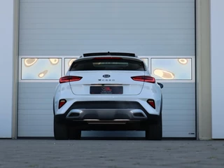 Kia XCeed Kia XCeed 1.6 GDi PHEV DynamicPlusLine | Panoramadak | Trekhaak | - afbeelding nr 9