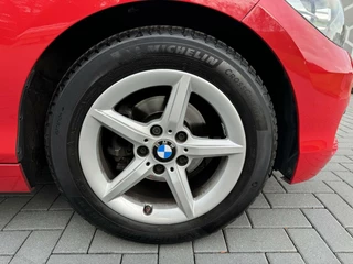 BMW 1 Serie BMW 1-serie 116i Sport  Lage km stand Trekhaak Navigatie - afbeelding nr 23