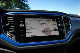 Volkswagen T-Roc Volkswagen T-Roc 1.5 TSI Sport // Trekhaak - Camera - Virtual Cockpit - Stoelverwarming - Navi - 19 inch - afbeelding nr 16