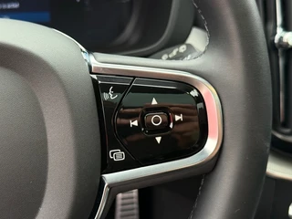 Volvo XC60 Volvo XC60 2.0 T6 R DESIGN RECHARGE Long Range Panodak ACC 21 Inch - afbeelding nr 38