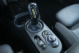 MINI Electric Mini Mini Electric MINI Electric 33 kWh SE/Camera/Navi/stoelverw - afbeelding nr 15