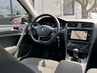 Volkswagen Golf Volkswagen Golf 1.0 TSI Comfortline Adaptive Cruise Carplay Navi Climate Trekhaak - afbeelding nr 3