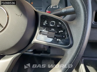 Mercedes-Benz Sprinter Mercedes Sprinter 317 CDI Automaat L2H2 3500KG Trekhaak Airco Camera MBUX CarPlay Euro6 L2 12m3 Airco Trekhaak - afbeelding nr 18