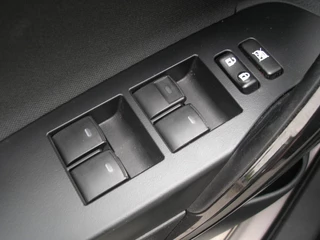 Toyota Auris Toyota Auris 1.8 Hybrid Aspiration 94.000 km - afbeelding nr 11