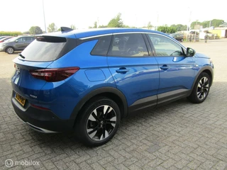 Opel Grandland X Opel Grandland X 1.2 Turbo Business Executive | AGR-stoelen, Elektrische klep, Trekhaak - afbeelding nr 6