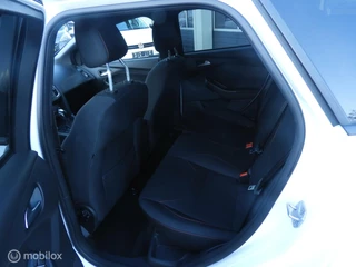 Ford Focus Ford Focus Wagon 1.5 ST -Line - afbeelding nr 18
