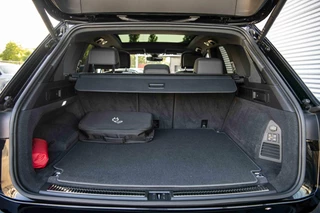 Volkswagen Touareg Volkswagen Touareg R 3.0 TSi eHybrid 4MOTION | Full Option | Panodak | Massage | Trekhaak | Black Style | 21 inch | - afbeelding nr 41