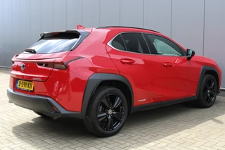 Lexus UX Clima|Camera|Cruise|Led|LM-Velgen|Audio - afbeelding nr 18