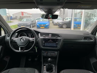 Volkswagen Tiguan Volkswagen Tiguan 1.5 TSI ACT Comfortline Business | Panoramadak | Stoelverwarming | PDC | Apple Carplay/Android Auto | - afbeelding nr 5