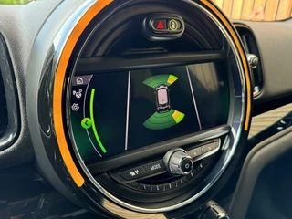 MINI Countryman Mini Countryman 1.5 Cooper Chili Automaat | Leer | Keyless entry | Climate Control | Navigatiesysteem | Apple CarPlay | LED verlichting | Getint glas | Harman/Kardon audio | Elektrische achterklep - afbeelding nr 26