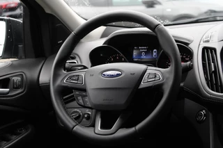 Ford Kuga Ford Kuga 1.5 EcoBoost Vignale | Trekhaak Afneembaar 2000KG | Cruise Control | Navigatie | Climate Control | Lichtmetalen Velgen | - afbeelding nr 16