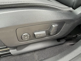BMW iX1 BMW iX1 eDrive20 67 kWh 204pk | X-Line | Travel Pack  | Innovation Pack | Adaptieve cruise controle | HiFi System Harman Kardon | Panoramadak | Head up Display - afbeelding nr 31