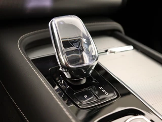 Volvo XC90 Volvo XC90 T8 PLUG-IN HYBRID LONG RANGE ULTIMATE DARK LUCHTVERING BOWERS&WI - afbeelding nr 16