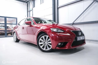 Lexus IS Lexus IS 300h Luxury Line | Dealer OH | Camera | Stoel + stuurwiel verwarming | Clima | LED | rijklaarprijs | - afbeelding nr 15