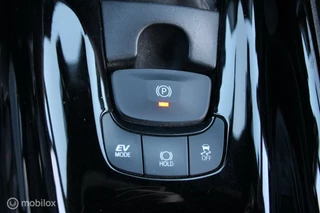 Toyota C-HR Toyota C-HR 1.8 Hybrid Executive Ultimate/Led/Cam/Navi/Tel/ - afbeelding nr 25