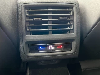 Volkswagen Golf Volkswagen Golf 1.5 eTSI 150 pk DSG R-LINE Panoramadak IQ LIGHT Achteruitri - afbeelding nr 31