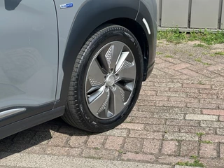Hyundai Kona Hyundai Kona EV Premium 64 kWh HEAD-UP SOH 92% FASE 3 - afbeelding nr 31
