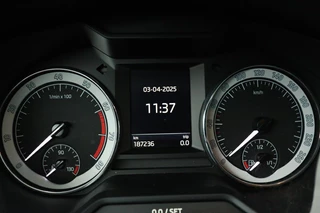 Škoda Octavia Skoda Octavia 1.0 TSI Clever Edition | Stoelverwarming | Carplay | Trekhaak | Half leder | Navigatie | DAB | Climate control | PDC | Cruise control - afbeelding nr 24