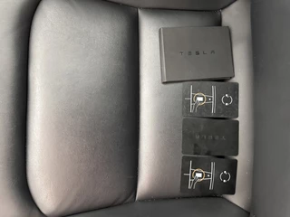 Tesla Model 3 (INCL.BTW) Aut. *PANO | AUTO-PILOT | NAPPA-LEATHER | KEYLESS | FULL-LED | MEMORY-PACK | SURROUND-VIEW | DAB | CARPLAY | DIGI-COCKPIT | LANE-ASSIST | COMFORT-SEATS | 18
