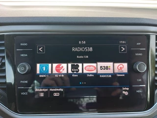 Volkswagen T-Roc Volkswagen T-Roc 1.5 TSI Style Automaat,trekhaak, applecarplay/android/nav,airco,cruisecontrol,stoel/stuurverwarming,trekhaak - afbeelding nr 13