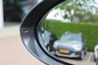 Porsche Cayenne Porsche Cayenne 3.0 E-Hybrid / Trekhaak / 360Camera / Burmester / Sportdesign / Sportchrono / Softclose / 21'' / Luchtvering / Keyless / Stuurverwarming / Matrix LED / DAB - afbeelding nr 31