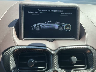 Aston Martin V8 Vantage Aston Martin V8 Vantage Roadster 4.0 360° Leer Sportzetels 21 Inch Xenon-Grey 10.487KM! - afbeelding nr 59