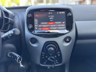 Toyota Aygo Toyota Aygo Automaat 1.0 VVT-i x-play - afbeelding nr 16