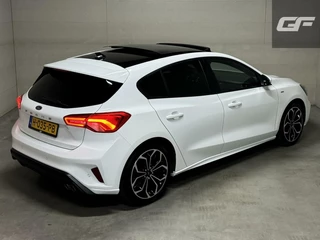 Ford Focus Ford Focus 1.5 EcoBoost ST Line Pano ACC CarPlay Winterpack - afbeelding nr 5