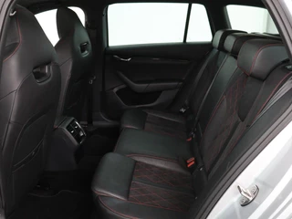 Škoda Octavia Skoda Octavia 1.4 TSI RS iV PHEV Business | Panoramadak |  Leder/Alcantara | Adaptive cruise | Massage | Camera | Side Assist | Matrix LED | Carplay | Memory | Navigatie - afbeelding nr 10