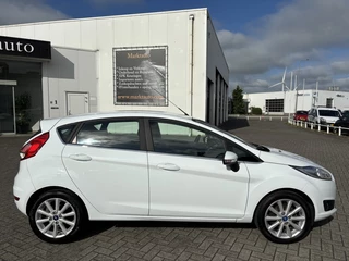 Ford Fiesta Ford Fiesta 1.0 EcoB. Titanium Navi Pdc Bluetooth Cruise - afbeelding nr 10